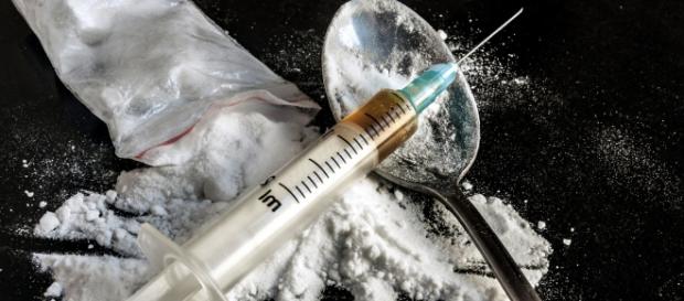 Drogas injetáveis são consideradas mais perigosas Drogas injetáveis são consideradas mais perigosas