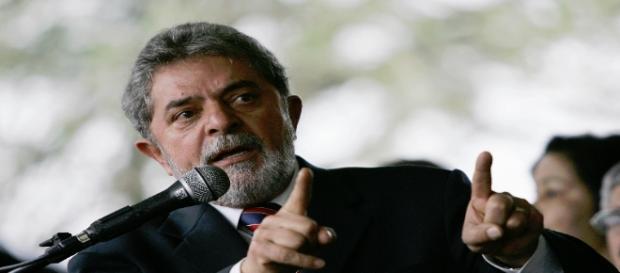 Ex-presidente Lula é o novo ministro da Casa Civil Ex-presidente Lula é o novo ministro da Casa Civil