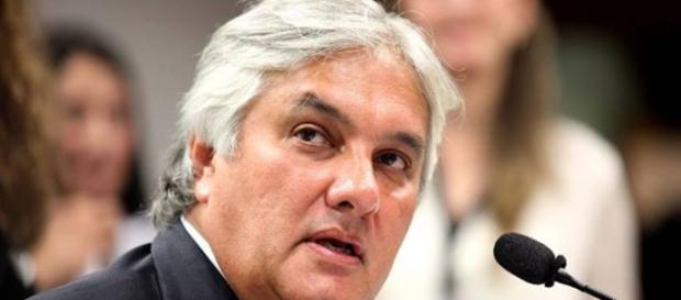 Senador Delcído do Amaral expõe Governo e oposição Senador Delcído do Amaral expõe Governo e oposição