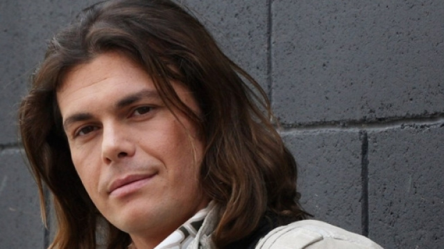 Gianluca Grignani torna con Una Donna Così, in radio dal 1 aprile