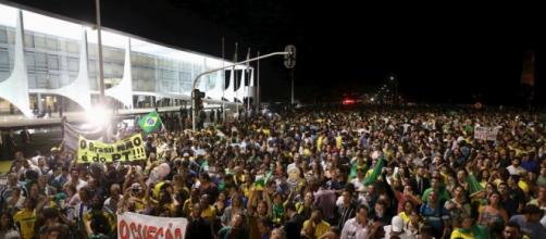 Estalló la protesta en Brasil contra Rousseff