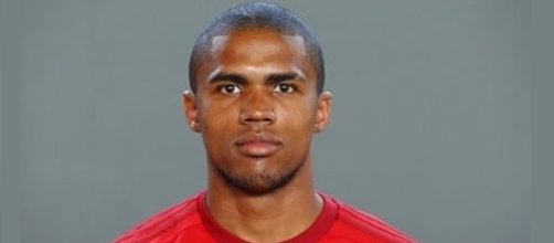 Douglas Costa, inesauribile per 90 minuti e oltre.