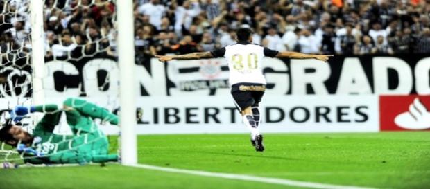 Corinthians vence Cerro por 2x0 Corinthians vence Cerro por 2x0