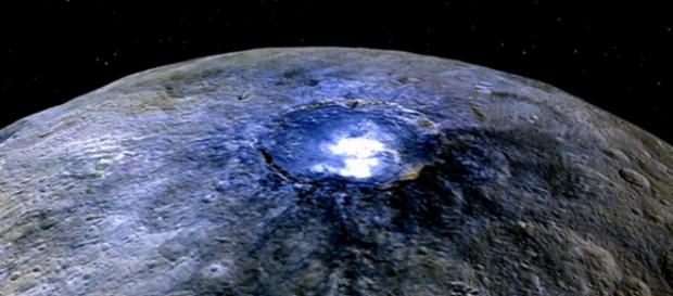 Fenomene nemaivazute descoperite pe Ceres Fenomene nemaivazute descoperite pe Ceres