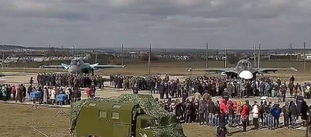 Su-34 leciały do Rosji przez pięć godzin. Su-34 leciały do Rosji przez pięć godzin.