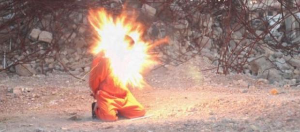El Estado Islámico lo decapitó con exposivos El Estado Islámico lo decapitó con exposivos