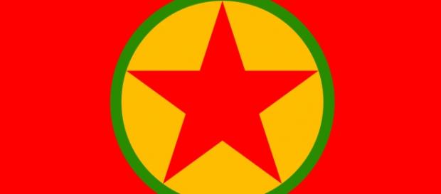 La bandiera del PKK, Partito dei Lavoratori Curdi La bandiera del PKK, Partito dei Lavoratori Curdi