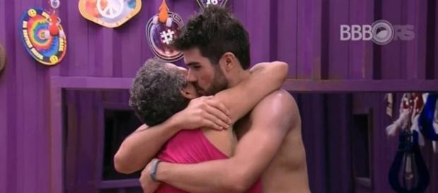 Juliana e Geralda (Reprodução/Globo) Juliana e Geralda (Reprodução/Globo)