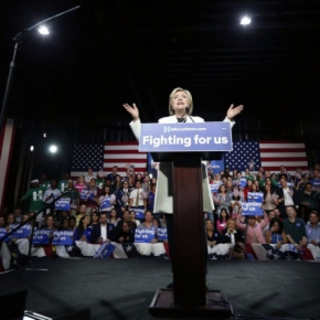 Clinton ante sus seguidores en Florida