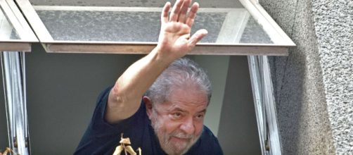 Lula envuelto en un caso que sacude a todo Brasil.