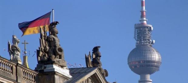 Angela Merkel koryguje politykę imigracyjną Angela Merkel koryguje politykę imigracyjną
