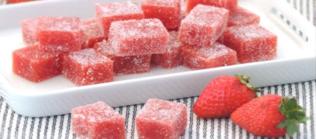 Ricetta Delle Fragole in gelatina Ricetta Delle Fragole in gelatina