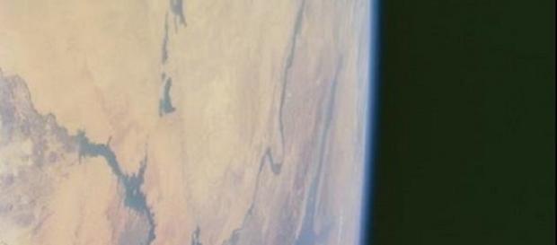 Flotta di Ufo in immagine della Nasa Flotta di Ufo in immagine della Nasa