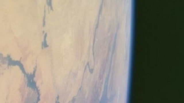 Flotta di Ufo in immagine della Nasa