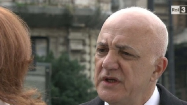 Un posto al sole, muore Umberto De Carolis