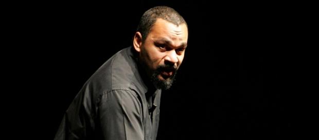 dieudonné placé en garde à vue ! dieudonné placé en garde à vue !