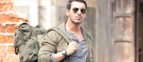 John Abraham on Savdhaan India for Rocky Handsome