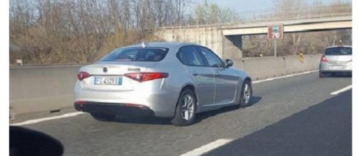 Alfa Romeo Giulia 2.2 jtdm 180 cv targata sulla tangenziale di Torino