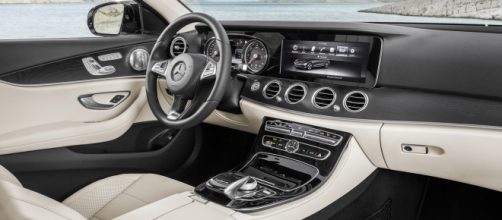 Mercedes E 220 d: le novità dell'Intelligent Drive e il nuovo motore 2.0 diesel
