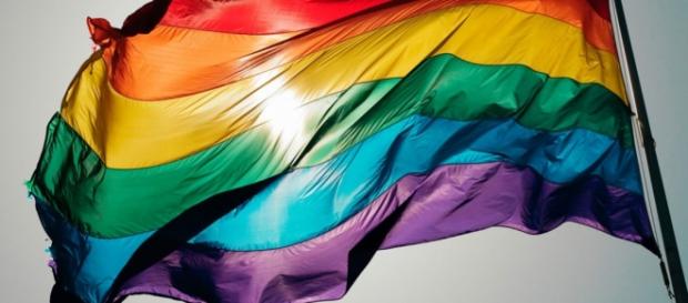 Homo e transfobia ainda são problemas sérios nas escolas. Homo e transfobia ainda são problemas sérios nas escolas.