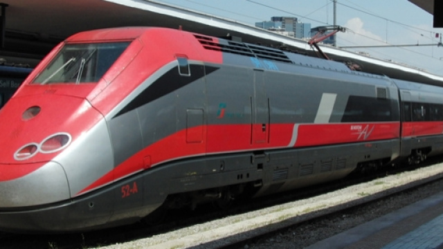Sconti di Trenitalia e Italo per il referendum