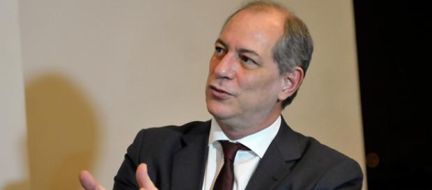 Ciro Gomes é um pré-candidato a presidência em 2018 Ciro Gomes é um pré-candidato a presidência em 2018