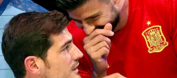 Iker Casillas y Gerard Piqué con la selección española Iker Casillas y Gerard Piqué con la selección española
