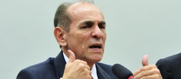 Marcelo Castro, ministro da Saúde, assegura que a Rio 2016 não corre riscos Marcelo Castro, ministro da Saúde, assegura que a Rio 2016 não corre riscos