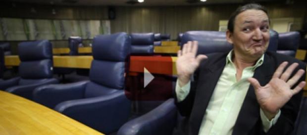 Marquito está sendo investigado pelo MPE Marquito está sendo investigado pelo MPE