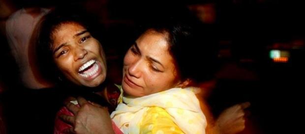 Disperazione e panico a Lahore dopo l'attacco suicida al parco Disperazione e panico a Lahore dopo l'attacco suicida al parco