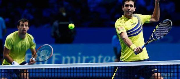 Melo liderou o ranking de duplas por 22 semanas consecutivas Melo liderou o ranking de duplas por 22 semanas consecutivas