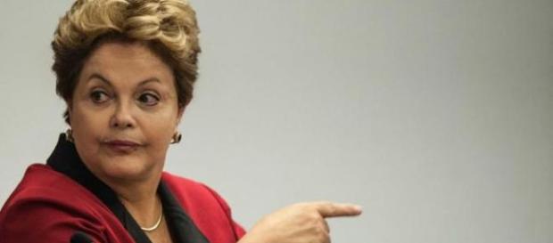 A situação da Presidente Dilma vai ficar ainda mais complicada com a decisão do PMDB A situação da Presidente Dilma vai ficar ainda mais complicada com a decisão do PMDB