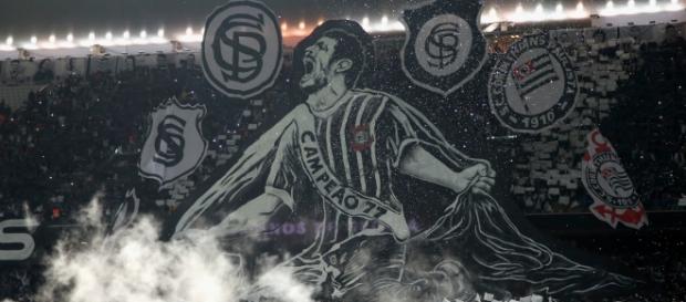 Corinthians tem média de quase 33 mil pessoas por jogo na Arena Corinthians tem média de quase 33 mil pessoas por jogo na Arena