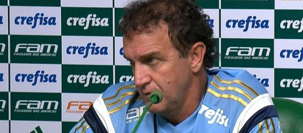 Cuca, técnico do Palmeiras, pediu o primeiro reforço para Mattos. Cuca, técnico do Palmeiras, pediu o primeiro reforço para Mattos.