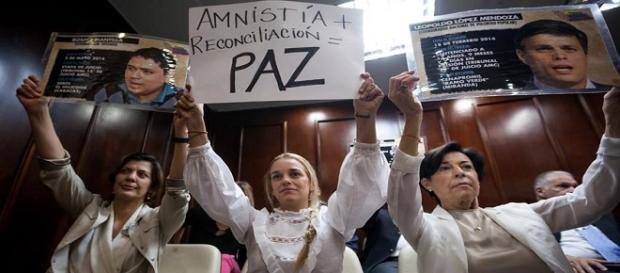 Ley de Amnistía fue aprobada por la Asamblea Nacional Ley de Amnistía fue aprobada por la Asamblea Nacional