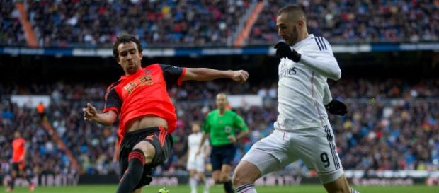 Benzemá, en un lance del partido Benzemá, en un lance del partido