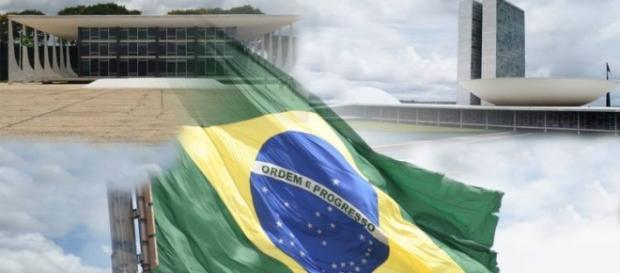 Estados autônomos e Constituições Estaduais fortes Estados autônomos e Constituições Estaduais fortes