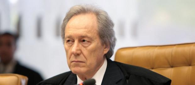 Ricardo Lewandowski, presidente do STF Ricardo Lewandowski, presidente do STF