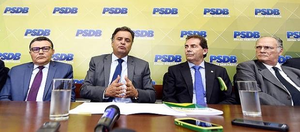 Oposição defendeu impeachment de Dilma para a imprensa estrangeira Oposição defendeu impeachment de Dilma para a imprensa estrangeira