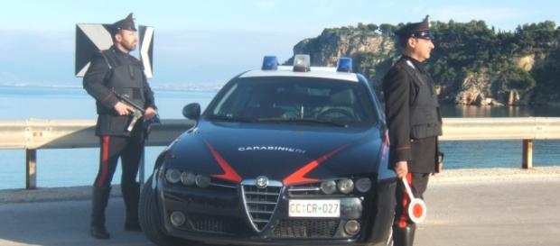 Posto di blocco dei carabinieri a Castellammare Posto di blocco dei carabinieri a Castellammare