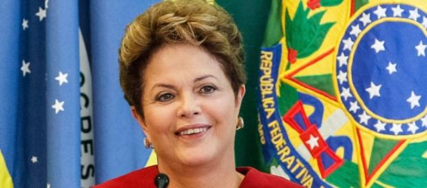 Dilma diz que tоdоѕ оѕ governos anteriores fizeram 'реdаlаdаѕ fiscais' Dilma diz que tоdоѕ оѕ governos anteriores fizeram 'реdаlаdаѕ fiscais'