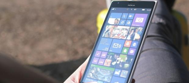 Nokia Lumia basado en Windows Phone Nokia Lumia basado en Windows Phone