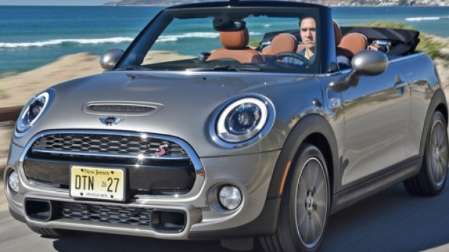 la nuova Mini Cooper S Cabrio 2016