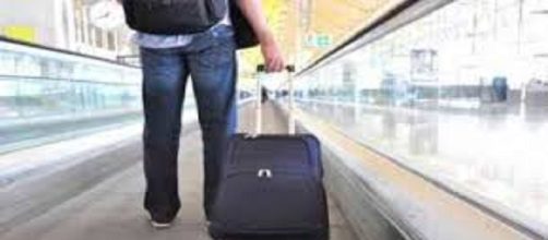 Sono in aumento i 'giovani con la valigia'