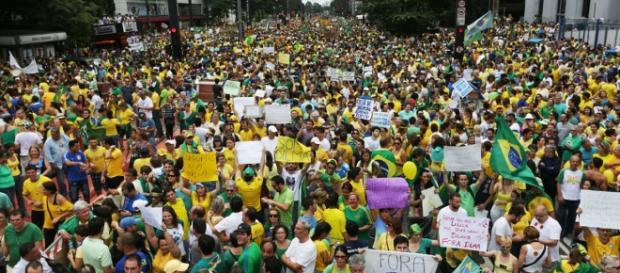 Manifestação pelo impeachment, em 15/03/2015. Manifestação pelo impeachment, em 15/03/2015.