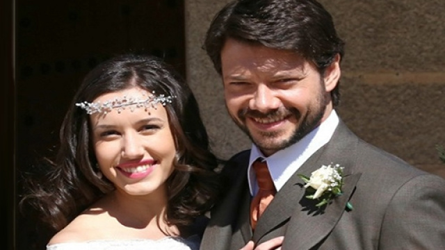 Il Segreto: Aurora si innamora di Lucas.