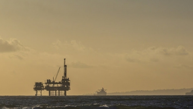 piattaforma petrolifera entro le 12 miglia