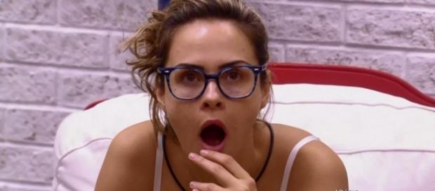 Ana Paula é expulsa do Big Brother Brasil Ana Paula é expulsa do Big Brother Brasil