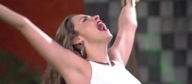 Ana Paula está bem e muito feliz após o BBB16 Ana Paula está bem e muito feliz após o BBB16