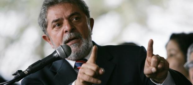 Lula corre o risco de sofrer processo de peculato Lula corre o risco de sofrer processo de peculato